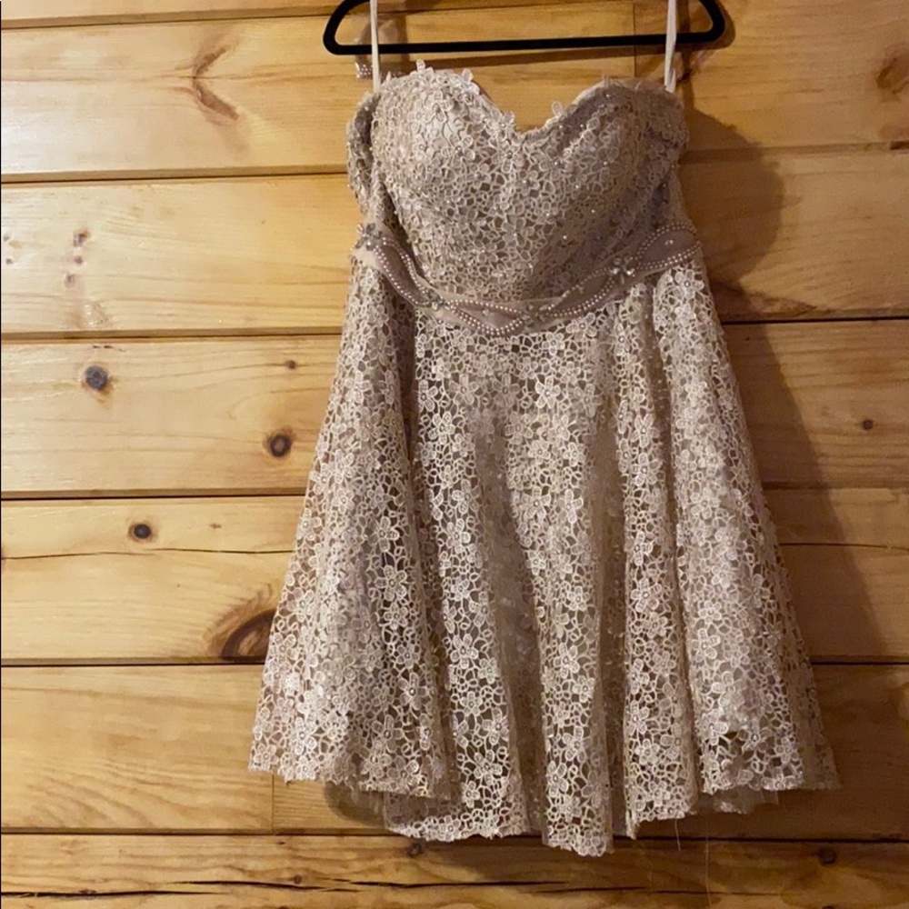 Strapless dress